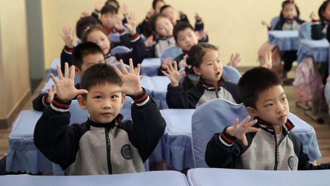 体育“天天见”活力满校园(图5)