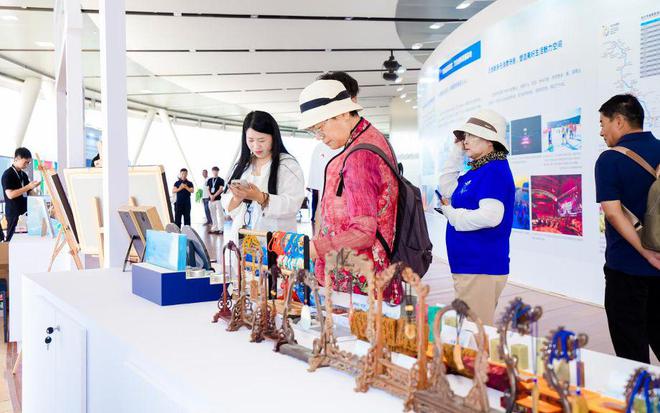 “北京冬奥会带动京张体育文化旅游带建设”专题展览在张家口开幕