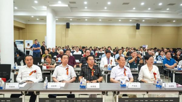 华夏药食同源品牌大会暨华夏药食同源健康生活馆开业圆满成功(图2)
