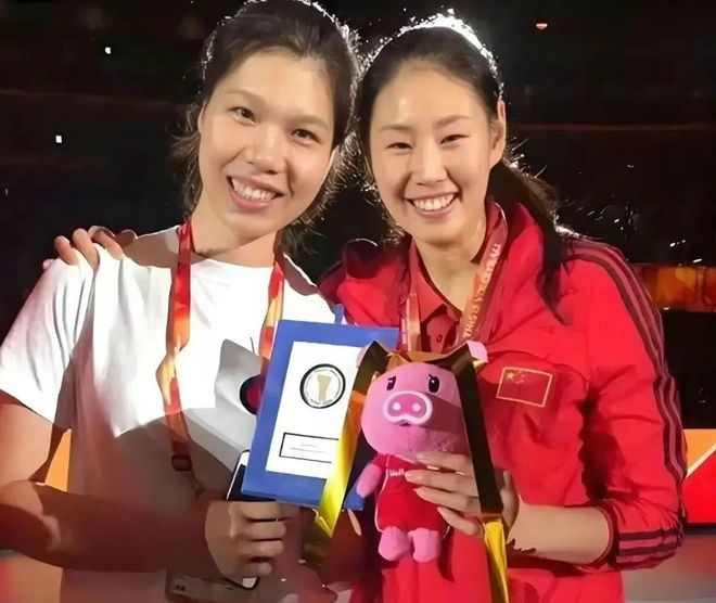 恭喜！38岁徐云丽低调完婚丈夫帅气身份成疑又一对高低配(图4)