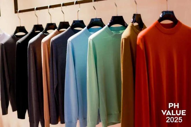 清河羊绒闪亮登场2025PHValue中国国际针织（秋冬）博览会13家精锐品牌共绘时尚新篇章(图8)