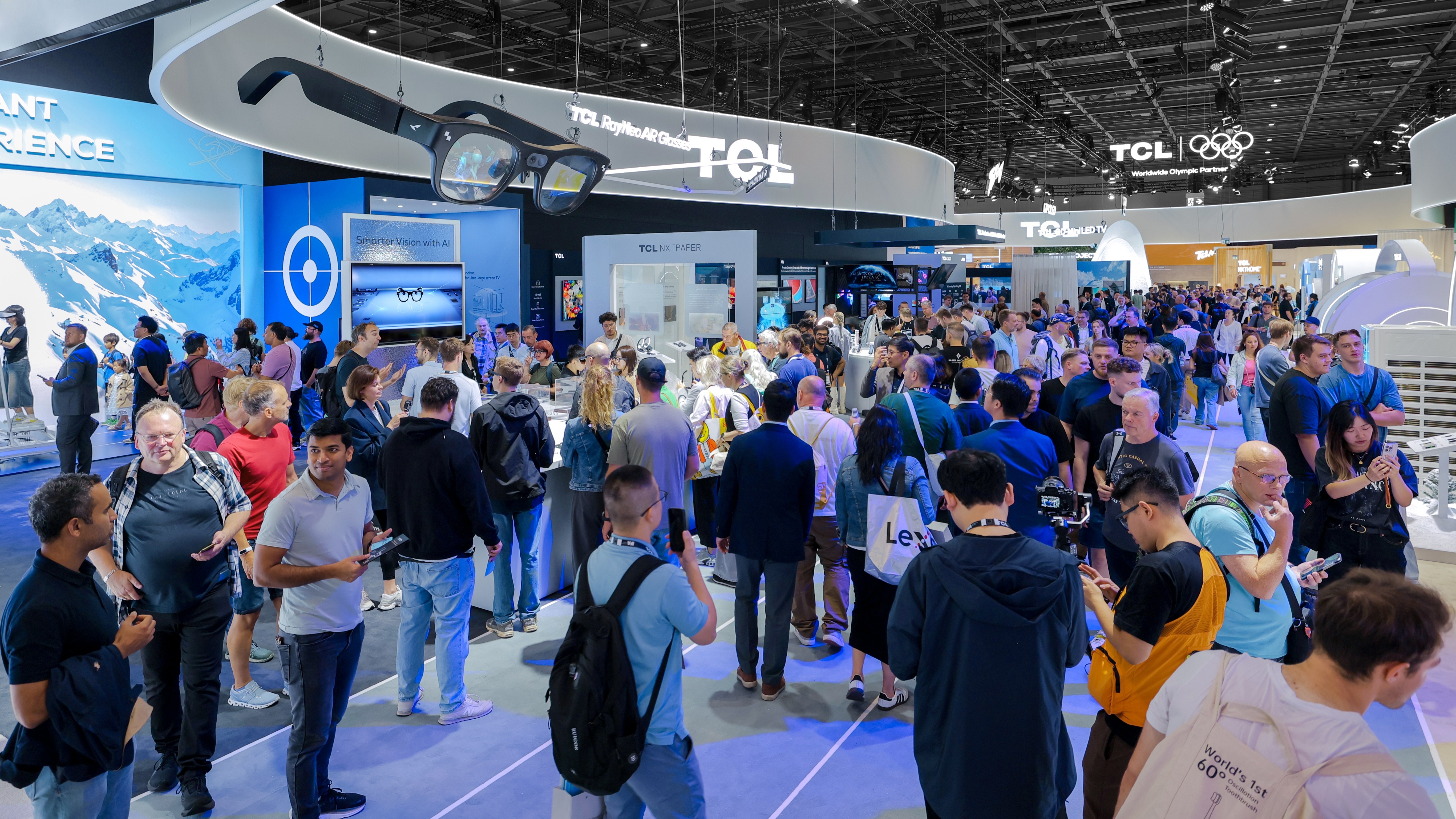 从中国领先到欧洲高端之选：TCL以AI与健康创新产品亮相IFA2025(图6)