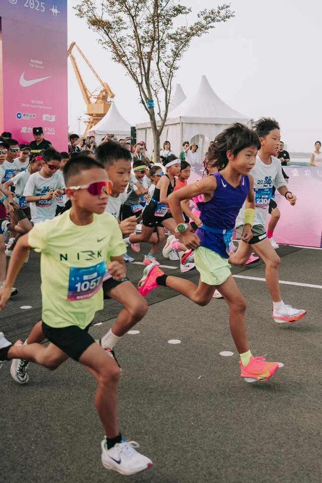 “跑着瞧”！耐克用运动赋能孩子成长！(图4)