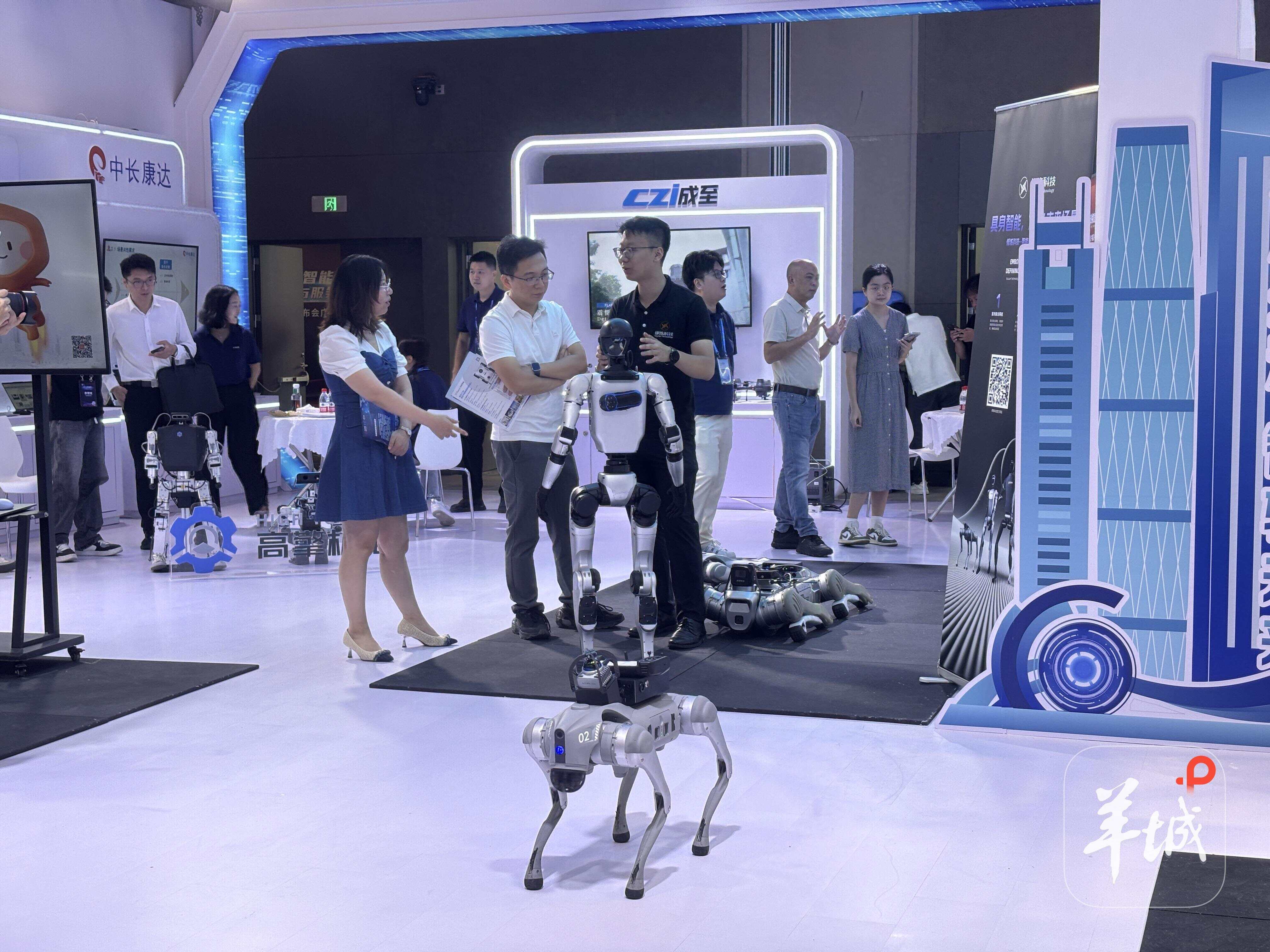 展出40项创新产品与服务！广州人工智能与机器人展会上天河表现亮眼(图2)