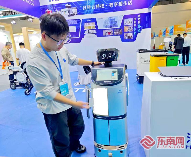 福建：科技赋能“福见康养”激发银发经济市场活力(图3)