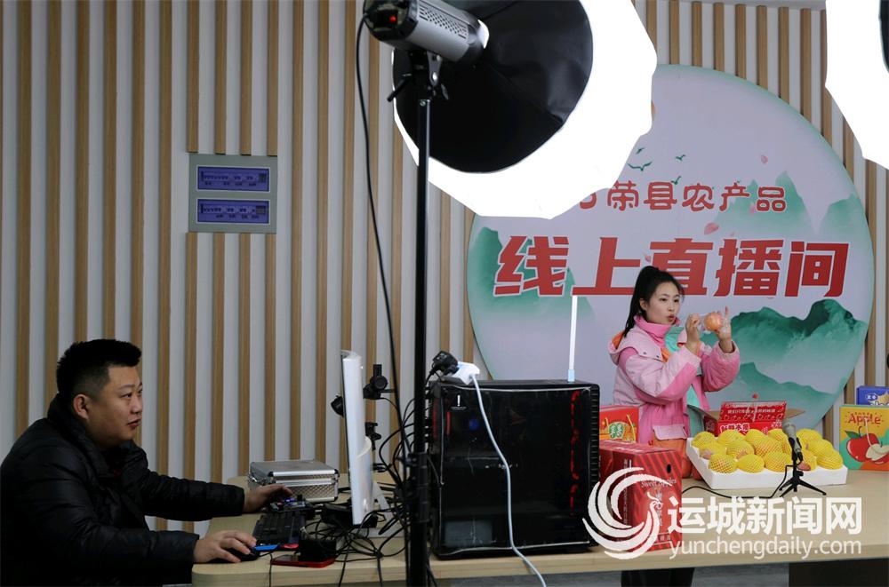 万荣“红果果”市场“香饽饽”(图2)