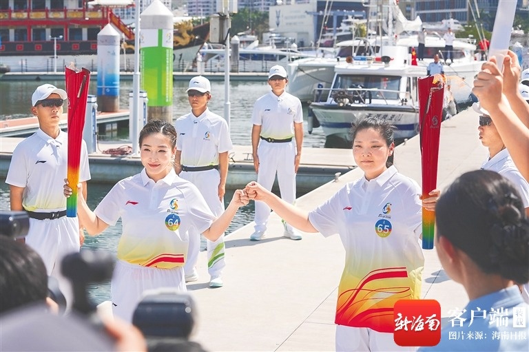 薪火映天涯同心向未来——四次重大体育盛会圣火传递映照鹿城荣光(图4)