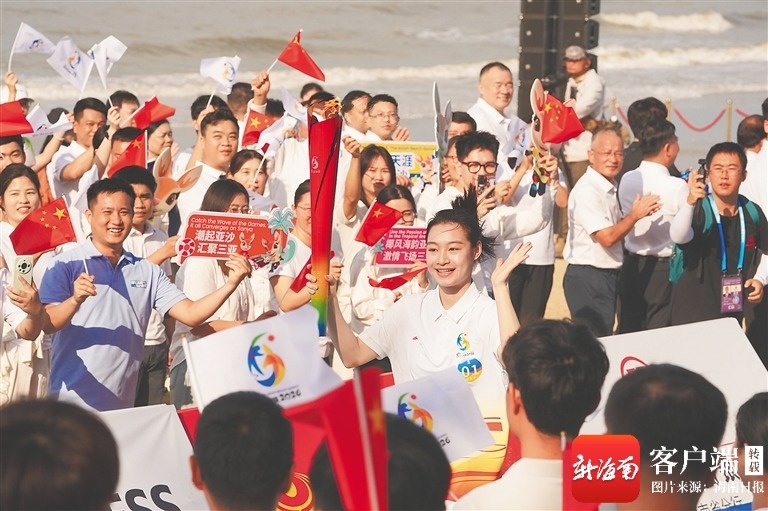 薪火映天涯同心向未来——四次重大体育盛会圣火传递映照鹿城荣光(图5)