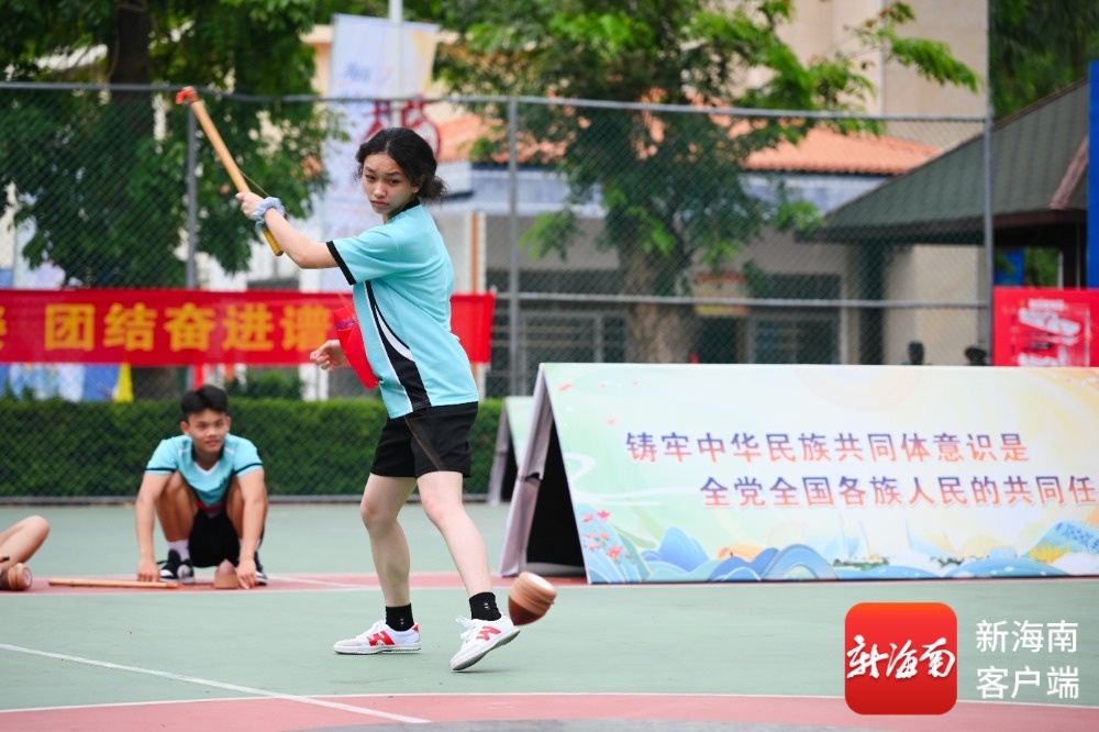 攀椰、高脚竞速……海南“三月三”东方主会场少数民族传统体育竞技欢乐启幕(图5)