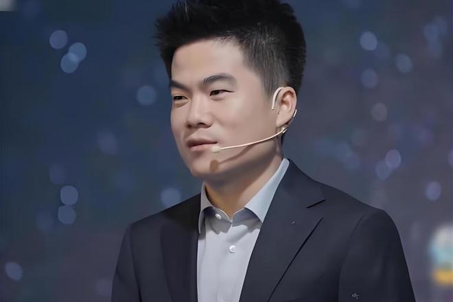 管理全靠纸上谈兵？董宇辉自曝公司近千人太迷茫了(图4)